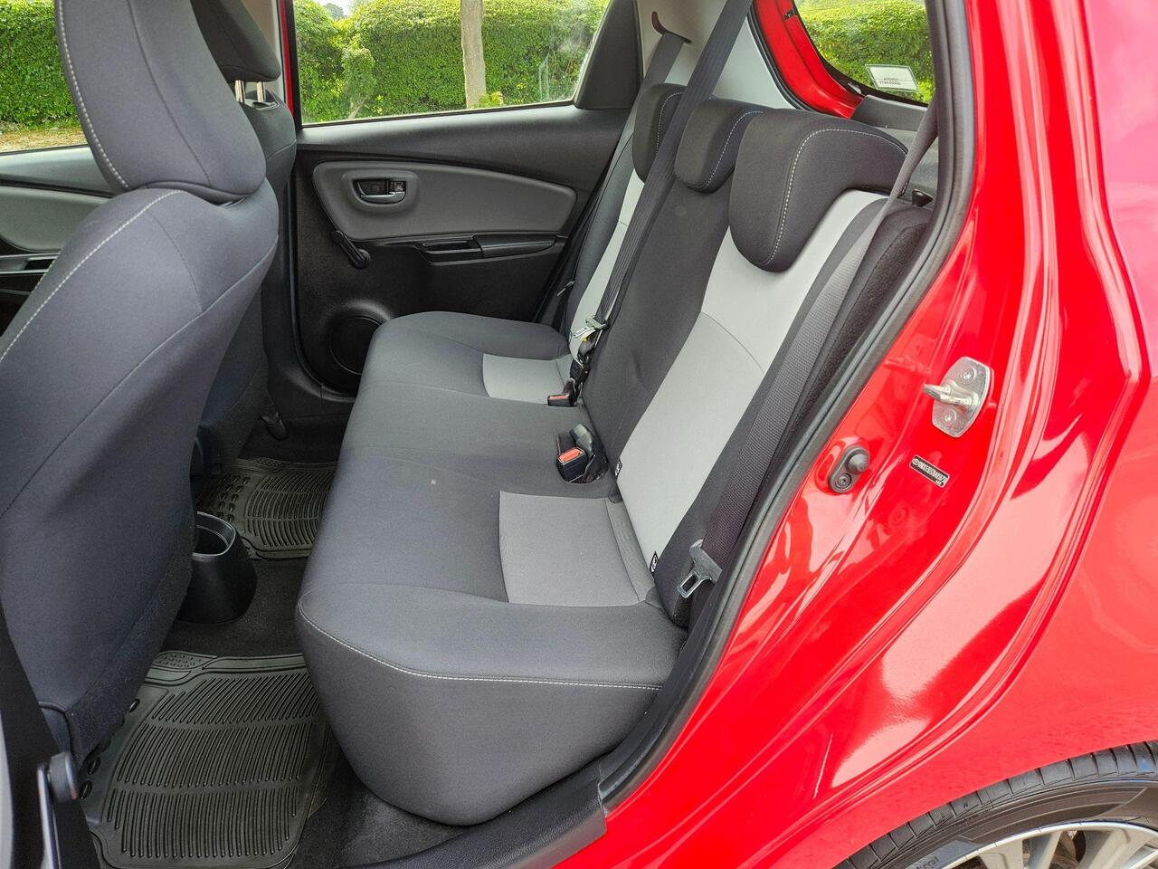Toyota Yaris 1.5 VVT-i Icon Euro 6 5dr