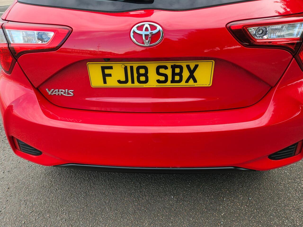 Toyota Yaris 1.5 VVT-i Icon Euro 6 5dr