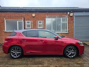 Lexus CT 1.8 200H Premier CVT EURO 6 (s/s) 5dr