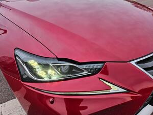 Lexus IS 2.5 300H Premier Saloon 4dr Petrol Hybrid E-CVT EURO 6 (s/s) (223 PS)