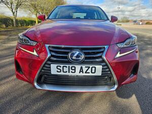 Lexus IS 2.5 300H Premier Saloon 4dr Petrol Hybrid E-CVT EURO 6 (s/s) (223 PS)