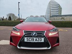 Lexus IS 2.5 300H Premier Saloon 4dr Petrol Hybrid E-CVT EURO 6 (s/s) (223 PS)