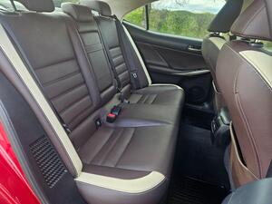 Lexus IS 2.5 300H Premier Saloon 4dr Petrol Hybrid E-CVT EURO 6 (s/s) (223 PS)