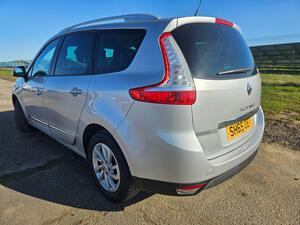 Renault Grand Scenic 1.5 DCI Dynamique NAV EURO 6 (s/s) 5dr