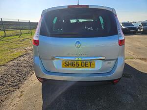 Renault Grand Scenic 1.5 DCI Dynamique NAV EURO 6 (s/s) 5dr