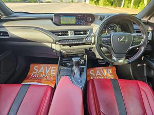 Lexus UX 2.0 250H F Sport E-CVT EURO 6 (s/s) 5dr