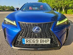 Lexus UX 2.0 250H F Sport E-CVT EURO 6 (s/s) 5dr