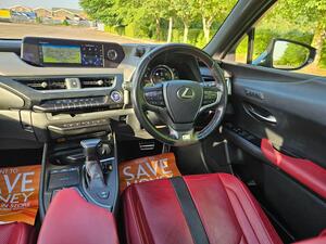 Lexus UX 2.0 250H F Sport E-CVT EURO 6 (s/s) 5dr