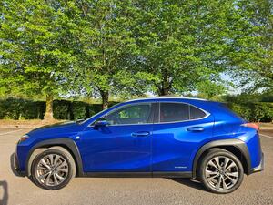 Lexus UX 2.0 250H F Sport E-CVT EURO 6 (s/s) 5dr