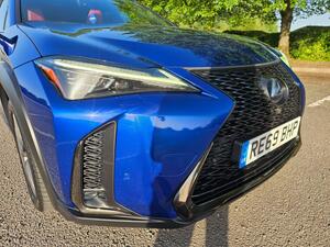 Lexus UX 2.0 250H F Sport E-CVT EURO 6 (s/s) 5dr