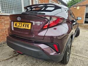 Toyota C-HR 1.8 VVT-h GPF Design SUV 5dr Petrol Hybrid CVT EURO 6 (s/s) (122 PS)