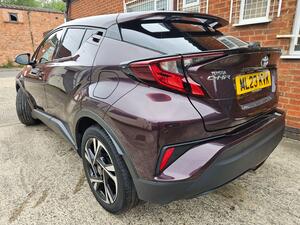 Toyota C-HR 1.8 VVT-h GPF Design SUV 5dr Petrol Hybrid CVT EURO 6 (s/s) (122 PS)