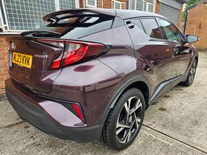Toyota C-HR 1.8 VVT-h GPF Design SUV 5dr Petrol Hybrid CVT EURO 6 (s/s) (122 PS)