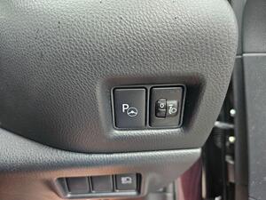 Toyota C-HR 1.8 VVT-h GPF Design SUV 5dr Petrol Hybrid CVT EURO 6 (s/s) (122 PS)