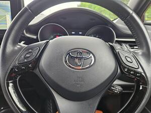 Toyota C-HR 1.8 VVT-h GPF Design SUV 5dr Petrol Hybrid CVT EURO 6 (s/s) (122 PS)