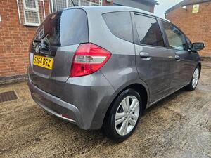 Honda Jazz 1.4 i-VTEC EXL EURO 5 5dr