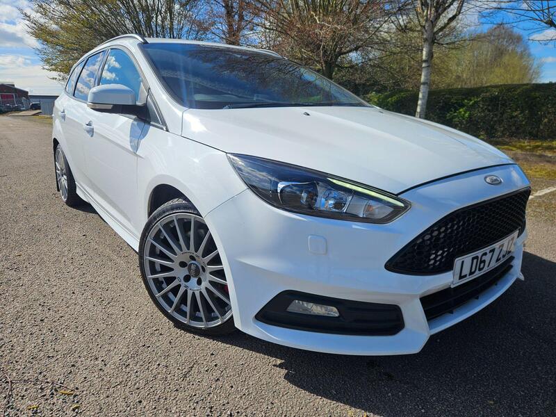 Ford Focus 2.0T EcoBoost ST-3 EURO 6 (s/s) 5dr