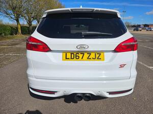 Ford Focus 2.0T EcoBoost ST-3 EURO 6 (s/s) 5dr