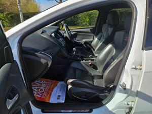 Ford Focus 2.0T EcoBoost ST-3 EURO 6 (s/s) 5dr