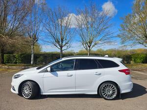 Ford Focus 2.0T EcoBoost ST-3 EURO 6 (s/s) 5dr