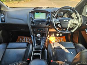 Ford Focus 2.0T EcoBoost ST-3 EURO 6 (s/s) 5dr