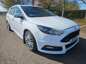 Ford Focus 2.0T EcoBoost ST-3 EURO 6 (s/s) 5dr