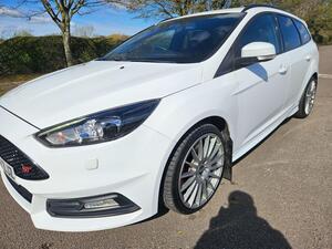 Ford Focus 2.0T EcoBoost ST-3 EURO 6 (s/s) 5dr