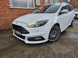 Ford Focus 2.0T EcoBoost ST-3 EURO 6 (s/s) 5dr
