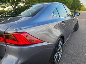 Lexus IS 2.5 300h F Sport E-CVT Euro 6 (s/s) 4dr