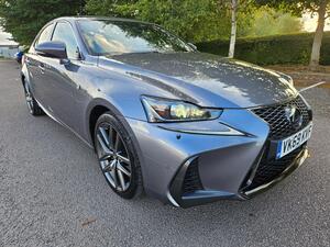 Lexus IS 2.5 300h F Sport E-CVT Euro 6 (s/s) 4dr