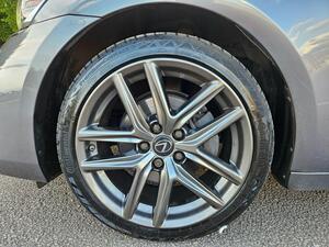 Lexus IS 2.5 300h F Sport E-CVT Euro 6 (s/s) 4dr