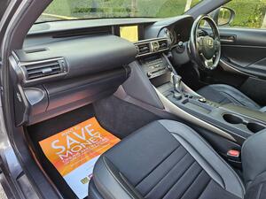 Lexus IS 2.5 300h F Sport E-CVT Euro 6 (s/s) 4dr