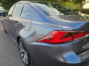 Lexus IS 2.5 300h F Sport E-CVT Euro 6 (s/s) 4dr