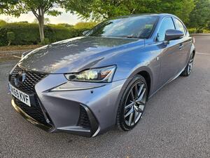 Lexus IS 2.5 300h F Sport E-CVT Euro 6 (s/s) 4dr