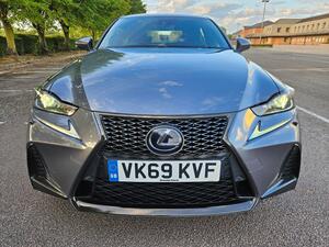 Lexus IS 2.5 300h F Sport E-CVT Euro 6 (s/s) 4dr