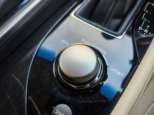 Lexus GS 2.5 250 V6 Luxury AUTO EURO 5 4dr