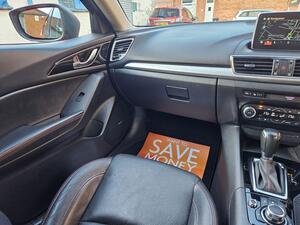 Mazda Mazda3 2.2 SKYACTIV-D Sport NAV AUTO EURO 6 (s/s) 5dr