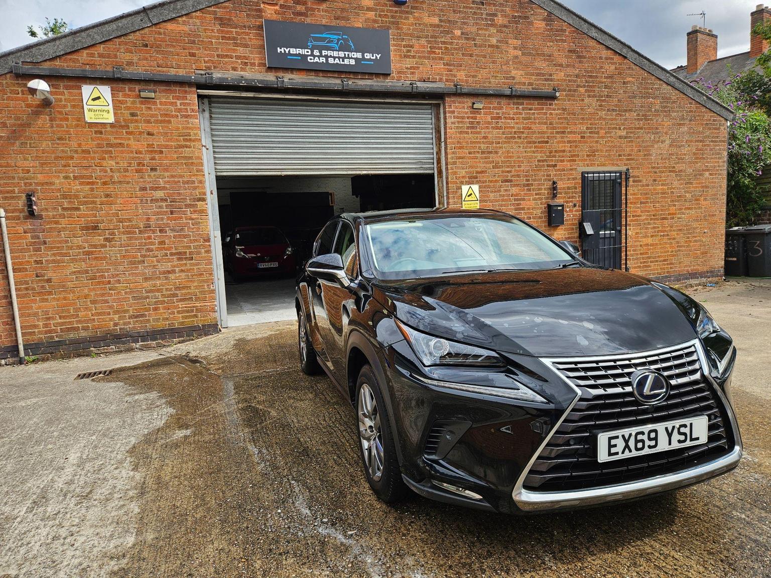 Lexus NX 2.5 300h GPF E-CVT 4WD Euro 6 (s/s) 5dr