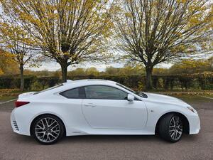 Lexus RC 2.5 300H F Sport CVT EURO 6 (s/s) 2dr