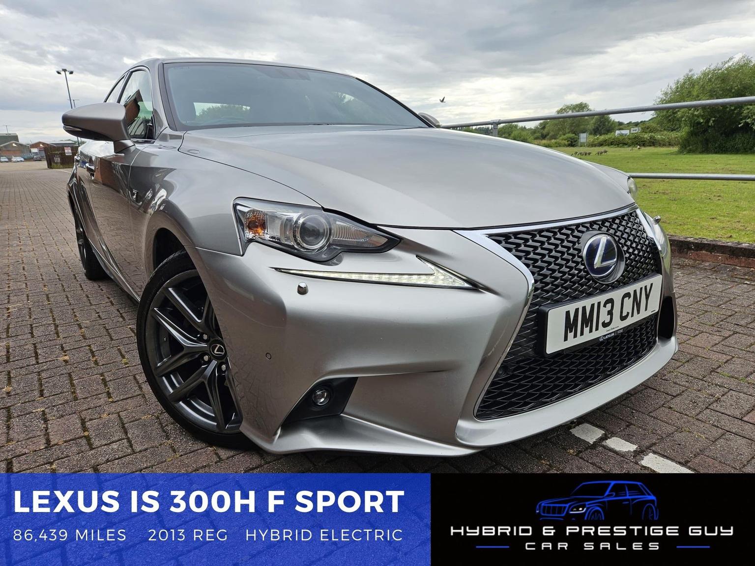 Lexus IS 2.5 300h F Sport E-CVT Euro 5 (s/s) 4dr