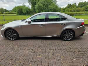 Lexus IS 2.5 300h F Sport E-CVT Euro 5 (s/s) 4dr