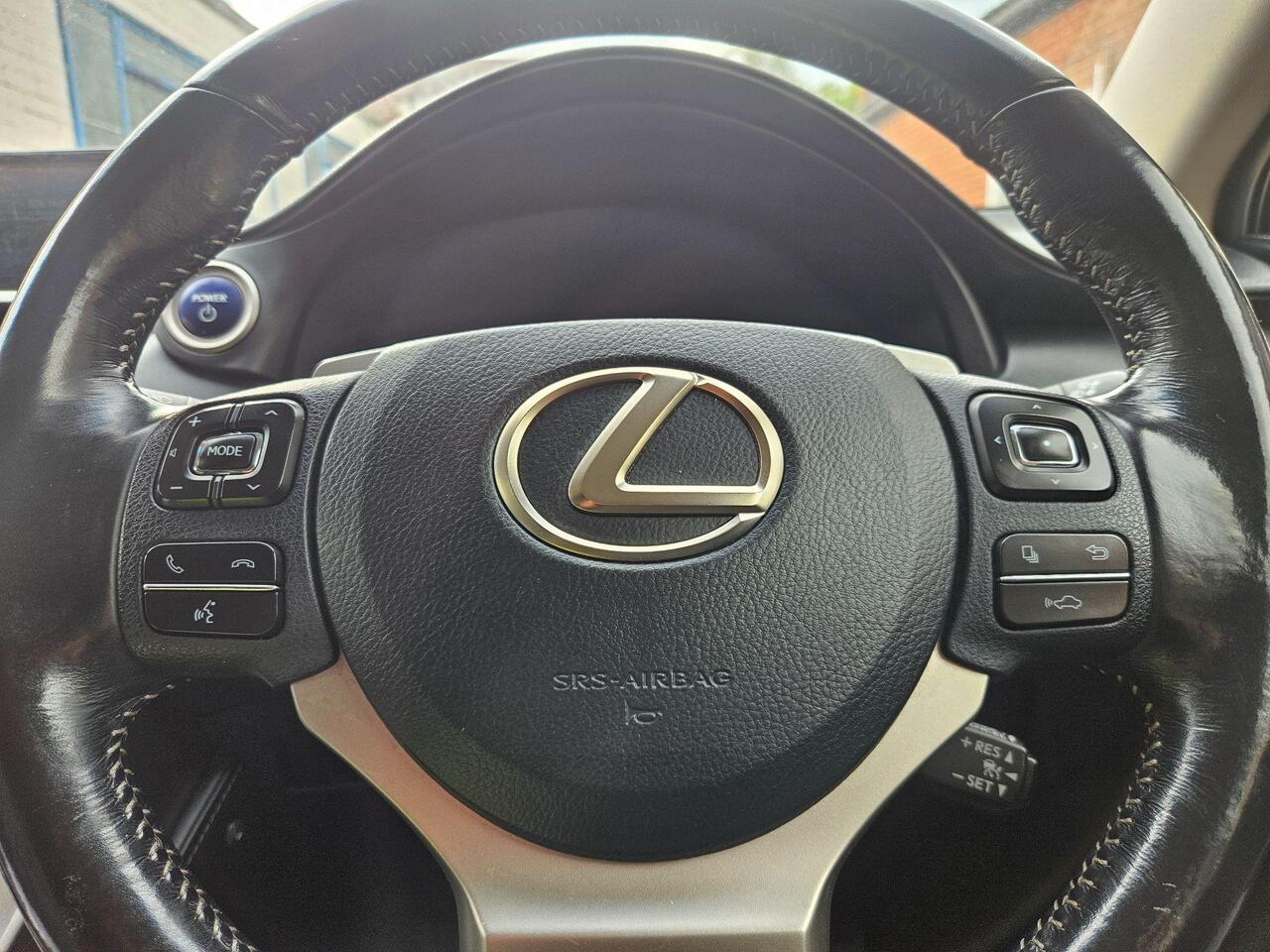 Lexus NX 2.5 300h Luxury E-CVT 4WD Euro 6 (s/s) 5dr