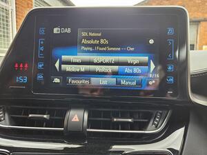 Toyota C-HR 1.8 VVT-h Design CVT EURO 6 (s/s) 5dr