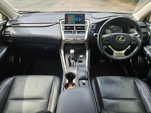 Lexus NX 2.5 300H Premier E-CVT 4WD EURO 6 (s/s) 5dr