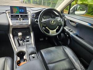 Lexus NX 2.5 300H Premier E-CVT 4WD EURO 6 (s/s) 5dr