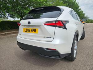 Lexus NX 2.5 300H Premier E-CVT 4WD EURO 6 (s/s) 5dr