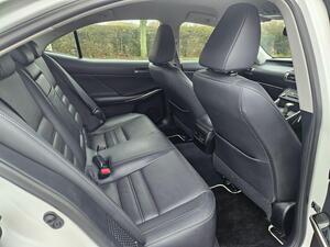 Lexus IS 2.5 300H Executive Edition E-CVT EURO 5 (s/s) 4dr