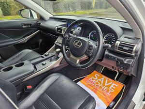 Lexus IS 2.5 300H Executive Edition E-CVT EURO 5 (s/s) 4dr
