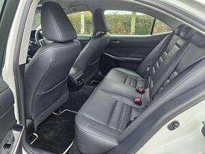 Lexus IS 2.5 300H Executive Edition E-CVT EURO 5 (s/s) 4dr