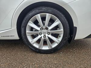 Lexus IS 2.5 300H Executive Edition E-CVT EURO 5 (s/s) 4dr